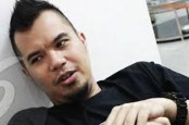 INDONESIAN IDOL: Dengar Kontestan Menyanyi, Ahmad Dhani Menangis